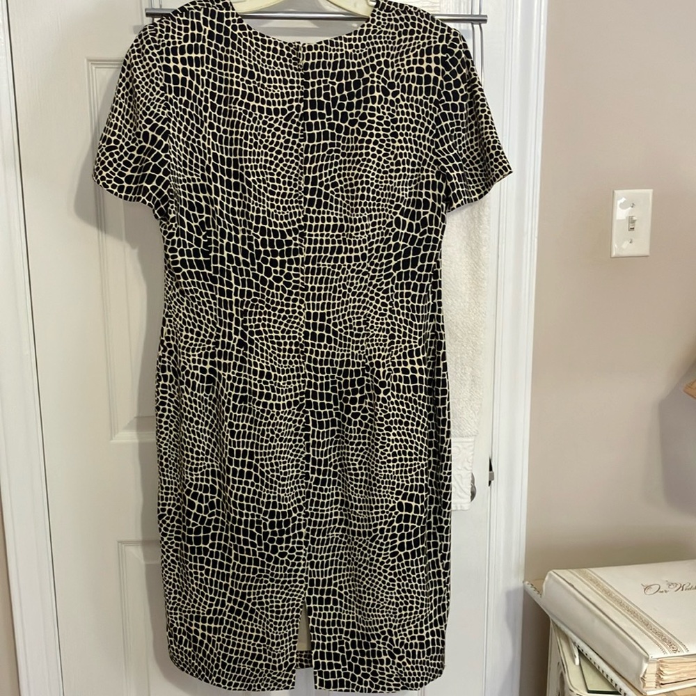 Maggy L Black and White Sheath Midi Dress with Square Neck - Picture 3 of 4